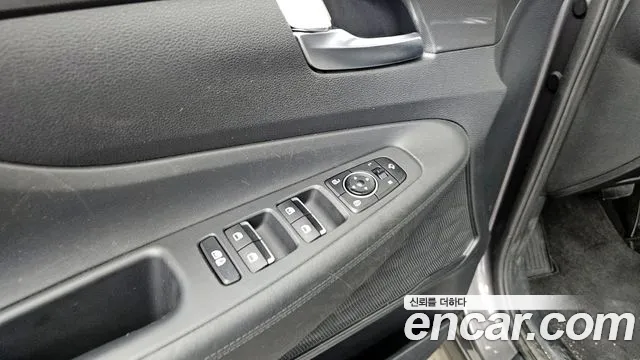 Hyundai Santafe Новый Santa Fe Бензин 2.5T 2WD — Фото автомобиля 27