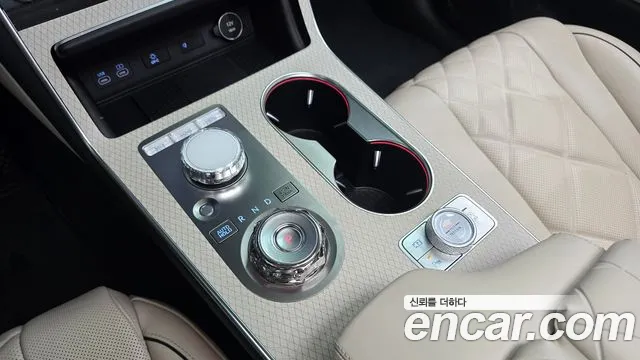 Genesis GV80 — Фото автомобиля 12