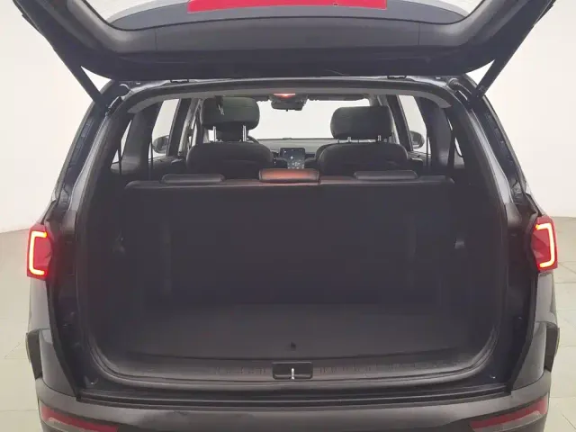 Hyundai Custo — Фото автомобиля 16