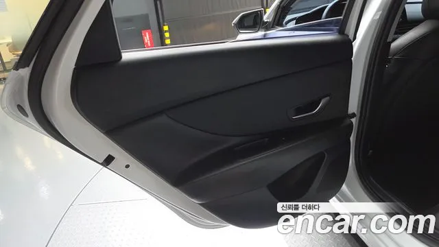 Hyundai AVANTE Avante (CN7) — Фото автомобиля 25