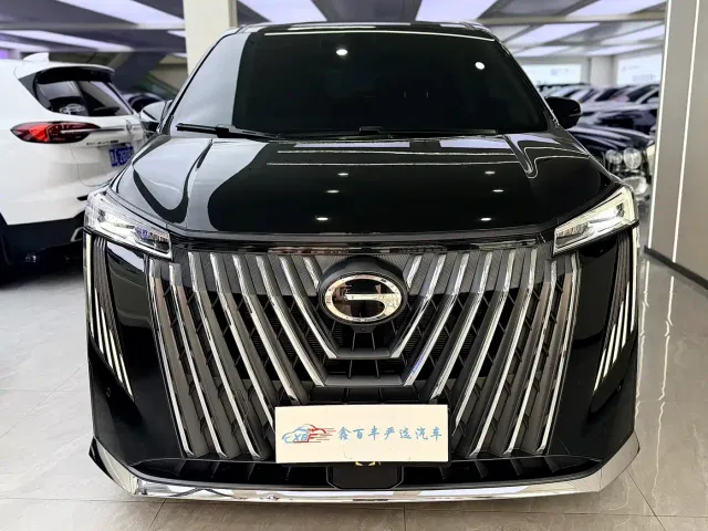 GAC Trumpchi M8 — Фото автомобиля 2