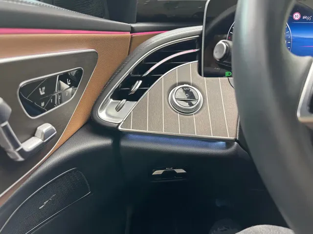 Mercedes-Benz E-Class — Фото автомобиля 28