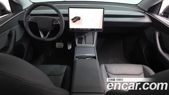 Tesla Model Y — Фото автомобиля 7
