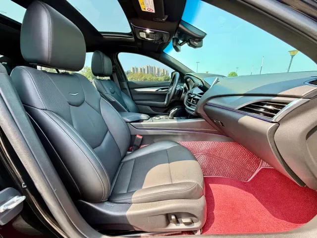 Cadillac CT5 — Фото автомобиля 9