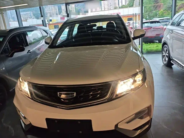 Geely Boyue — Фото автомобиля 2