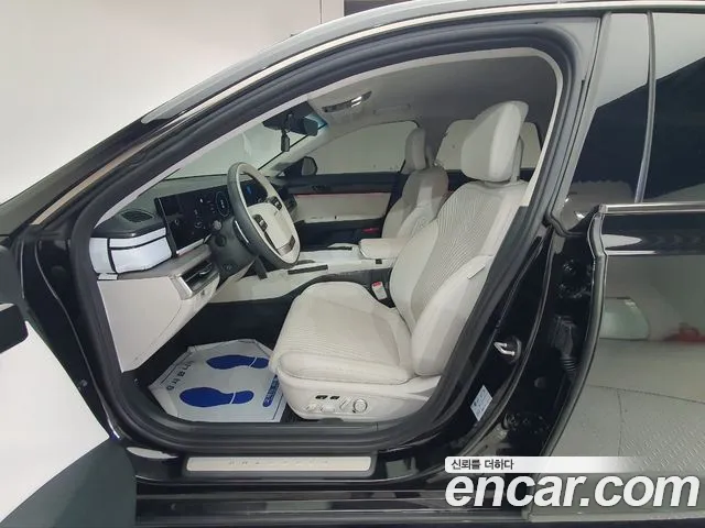 Hyundai Grandeur GN7 — Фото автомобиля 10