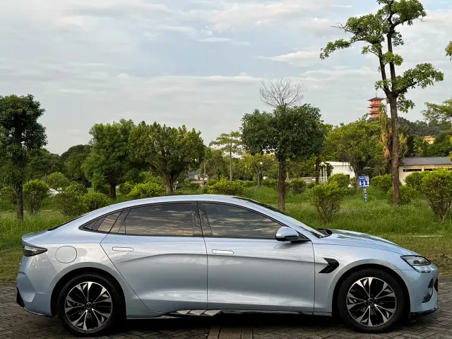 BYD Seal — Фото автомобиля 7