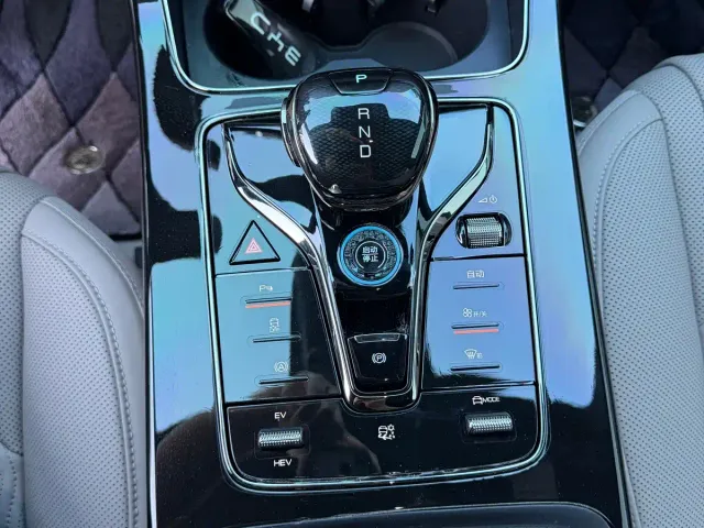 BYD Han — Фото автомобиля 7