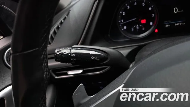 Hyundai Sonata — Фото автомобиля 28