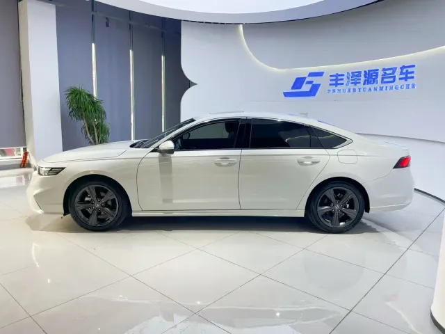Honda Inspire — Фото автомобиля 2