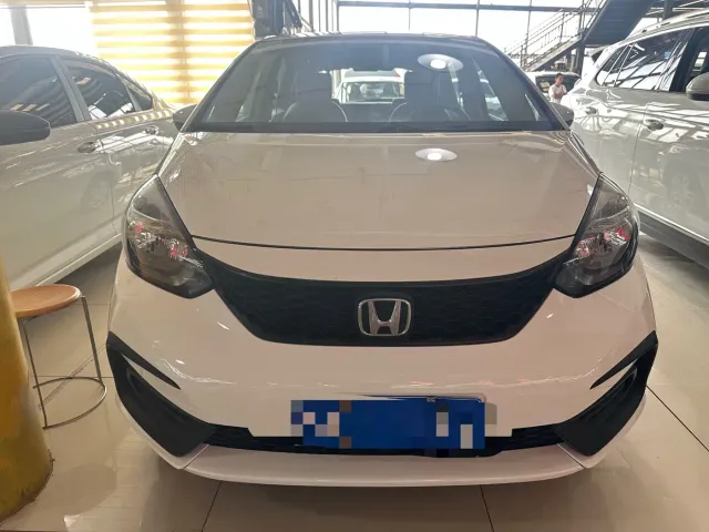 Honda Fit — Фото автомобиля 2