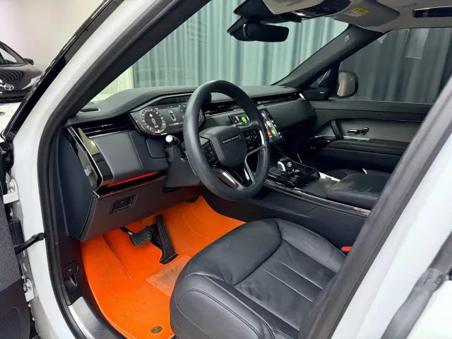 Land Rover Range Rover Sport — Фото автомобиля 5