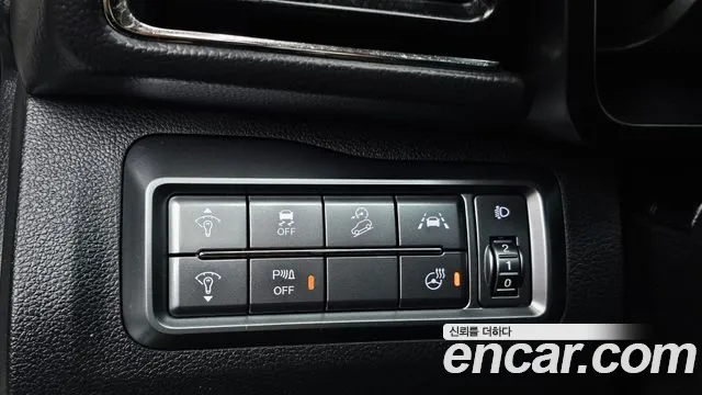 KG_Mobility_Ssangyong TIBOLI Very New Tivoli Бензин 1.5 2WD — Фото автомобиля 13