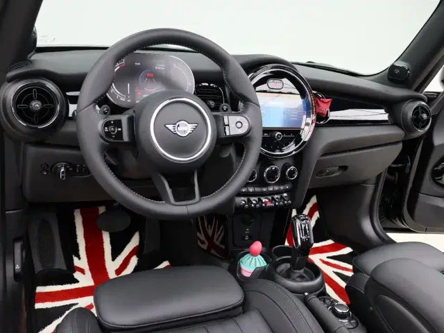 MINI Hatch — Фото автомобиля 6