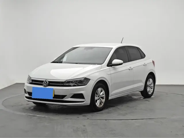Фотография автомобиля — Volkswagen Polo