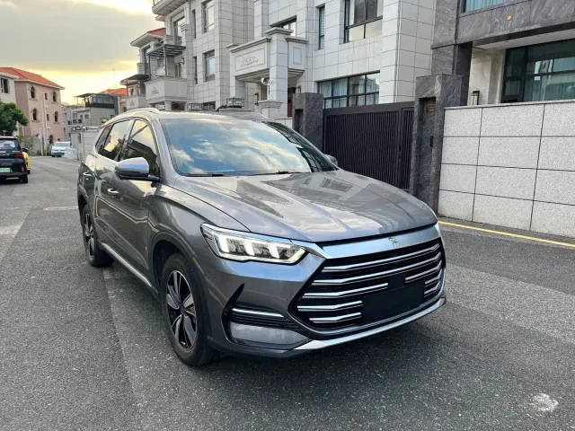 BYD Song Pro — Фото автомобиля 4