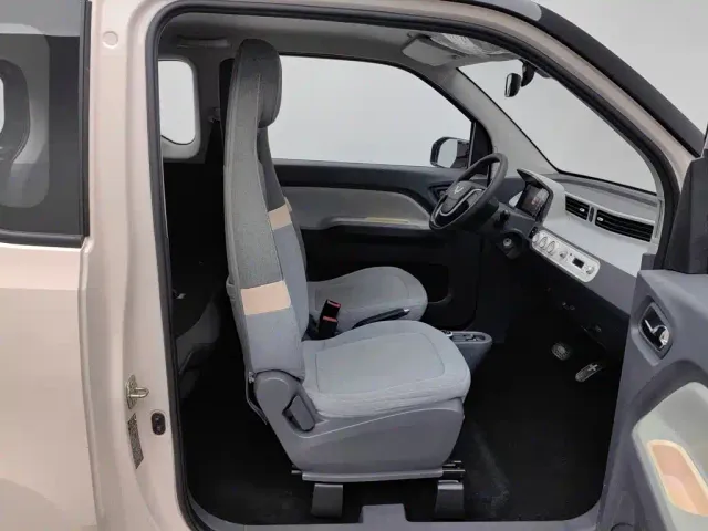 Wuling Hongguang Mini EV — Фото автомобиля 23