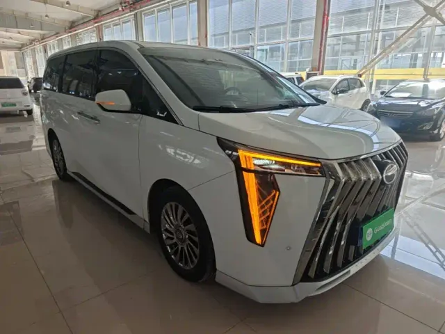 GAC Trumpchi M8 — Фото автомобиля 3