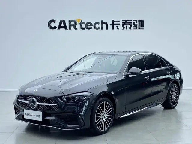 Фотография автомобиля — Mercedes-Benz C-Class