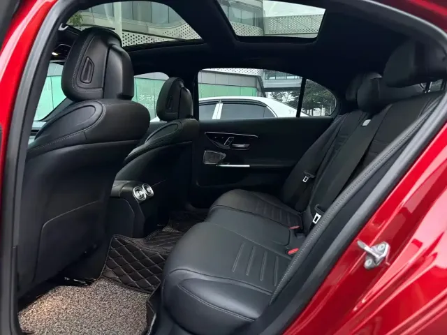Mercedes-Benz C-Class — Фото автомобиля 7