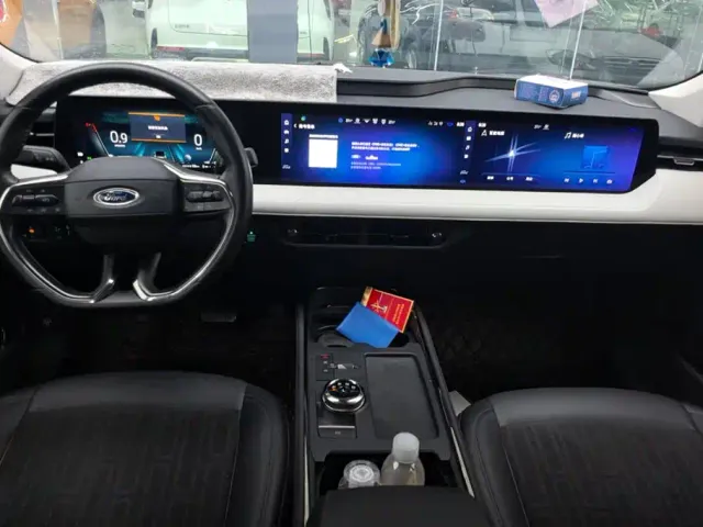 Ford Mondeo — Фото автомобиля 12