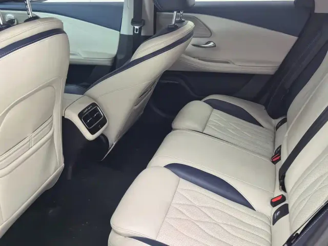 Chery Arrizo 8 — Фото автомобиля 6
