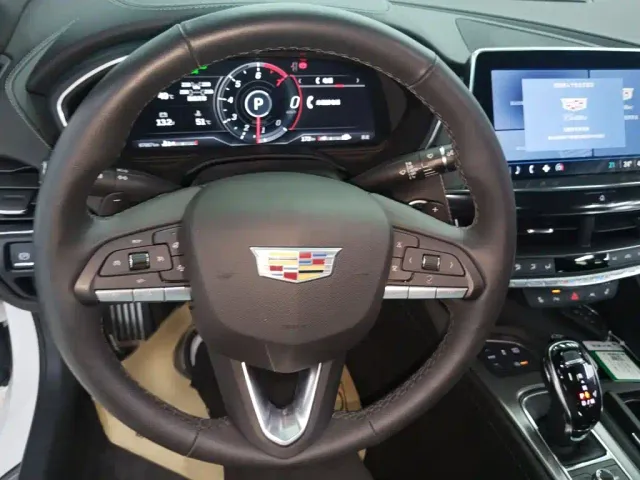 Cadillac CT5 — Фото автомобиля 3