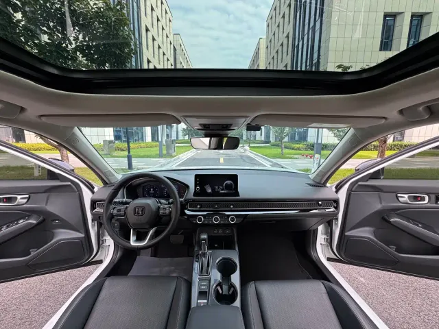 Honda Civic — Фото автомобиля 19