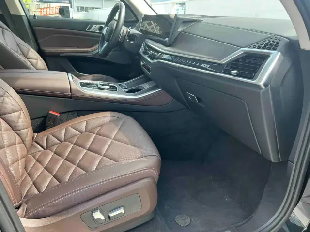BMW X5 — Фото автомобиля 7