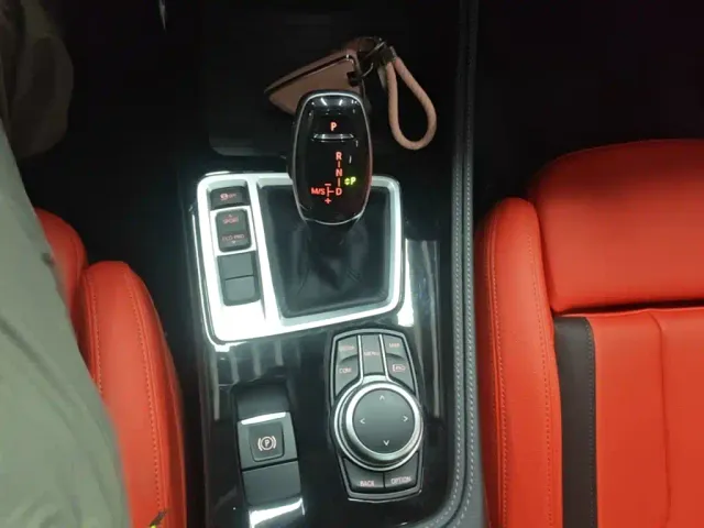 BMW 1 Series — Фото автомобиля 9