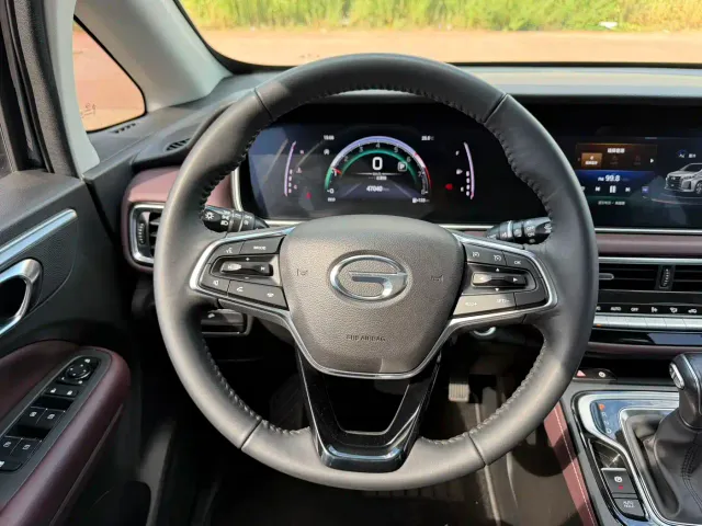 GAC Trumpchi M6 — Фото автомобиля 13