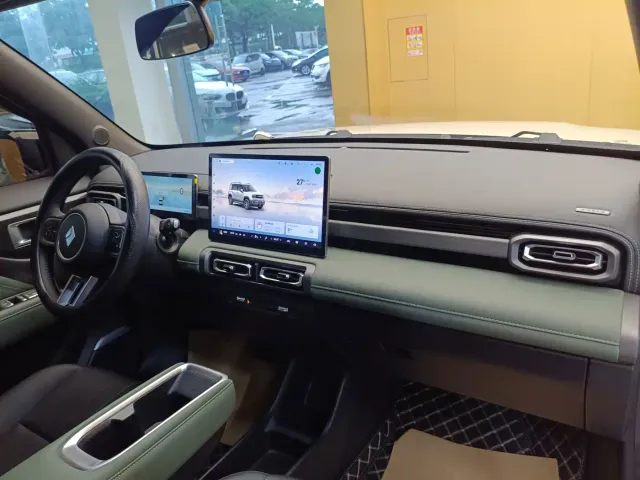 Baojun Yep Plus — Фото автомобиля 29