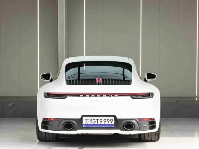 Porsche 911 — Фото автомобиля 8
