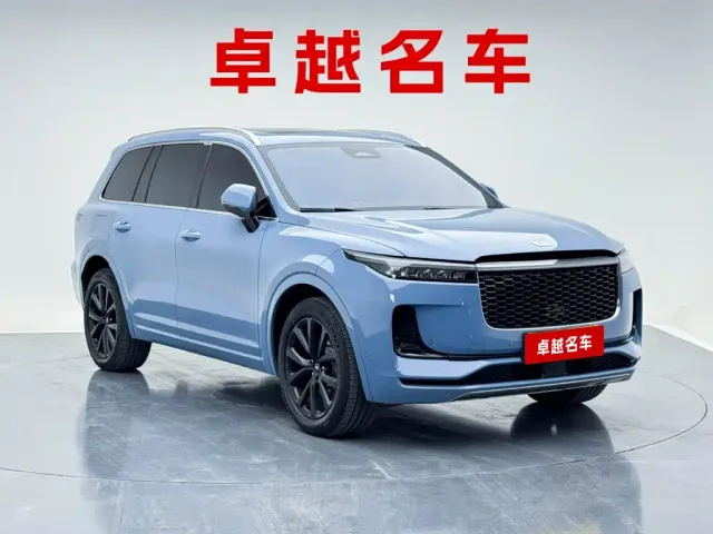 Li Auto ONE — Фото автомобиля 4