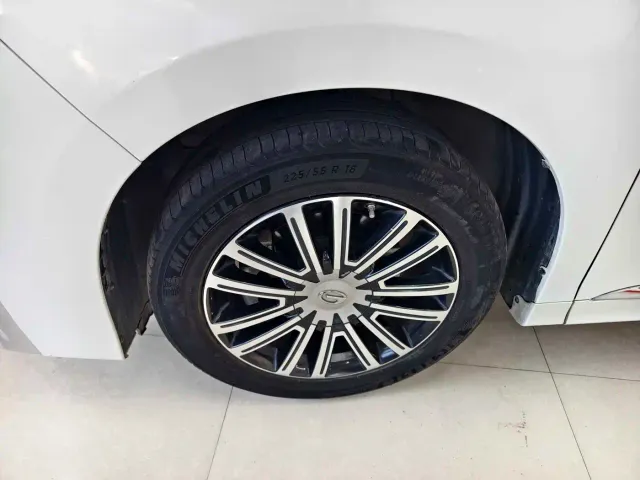 GAC Trumpchi M8 — Фото автомобиля 13
