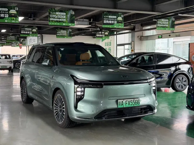 IM Motors LS8 — Фото автомобиля 3