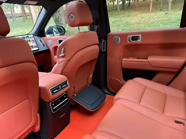 Li Auto L7 — Фото автомобиля 12