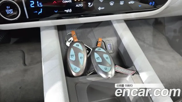 Hyundai Ioniq 6 — Фото автомобиля 22