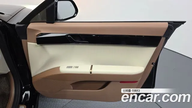 Hyundai Grandeur GN7 — Фото автомобиля 12