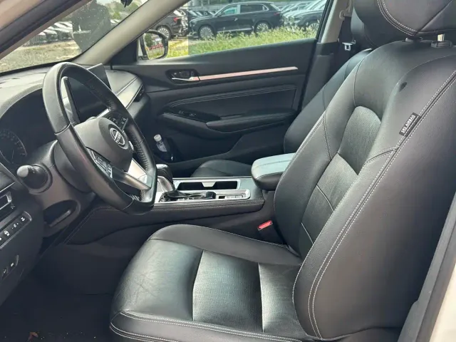 Nissan Teana — Фото автомобиля 4