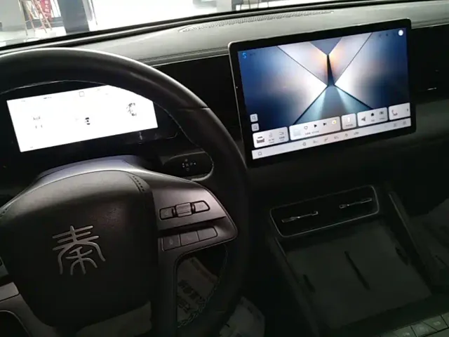 BYD Qin L — Фото автомобиля 13