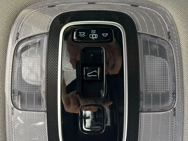Hyundai Elantra — Фото автомобиля 12