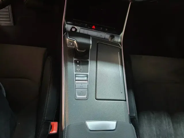 Audi A6L — Фото автомобиля 7