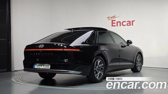 Hyundai Grandeur GN7 — Фото автомобиля 2