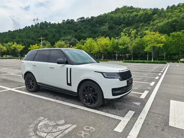 Land Rover Range Rover — Фото автомобиля 3