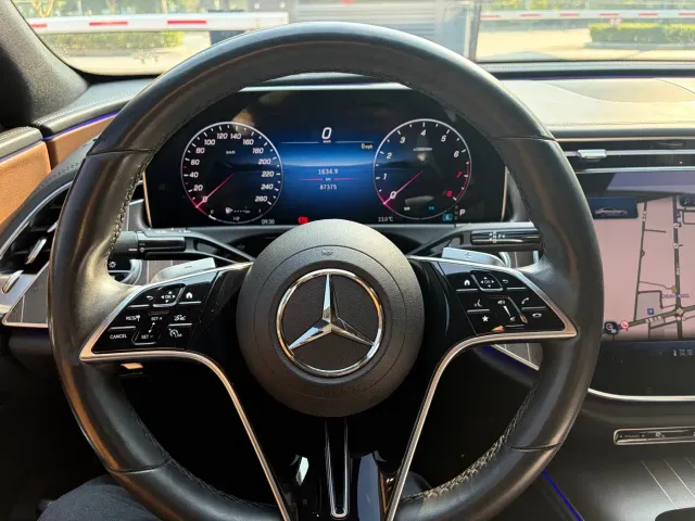 Mercedes-Benz E-Class — Фото автомобиля 9