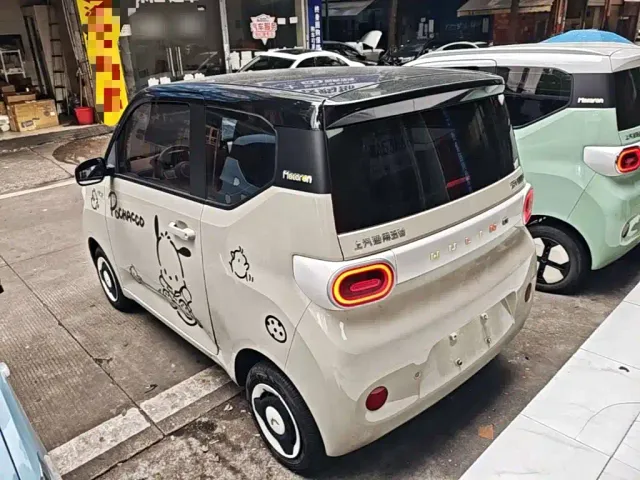 Wuling Hongguang Mini EV — Фото автомобиля 22