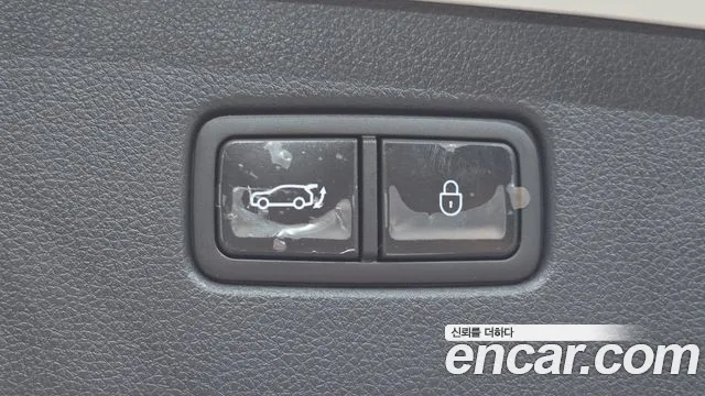 Genesis GV70 — Фото автомобиля 20