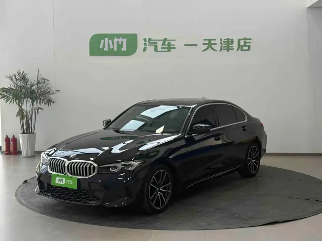Фотография автомобиля — BMW 3 Series