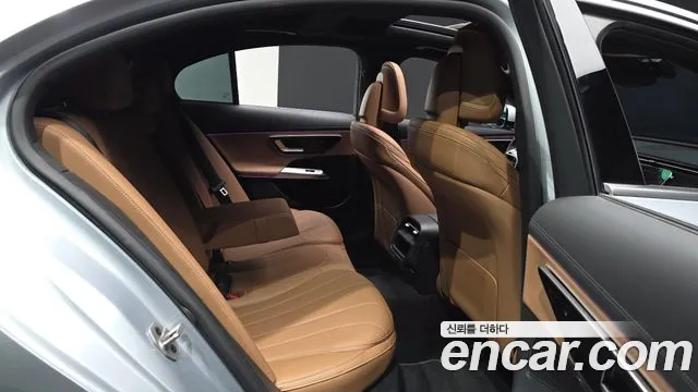 Mercedes-Benz E-Class W214 — Фото автомобиля 18